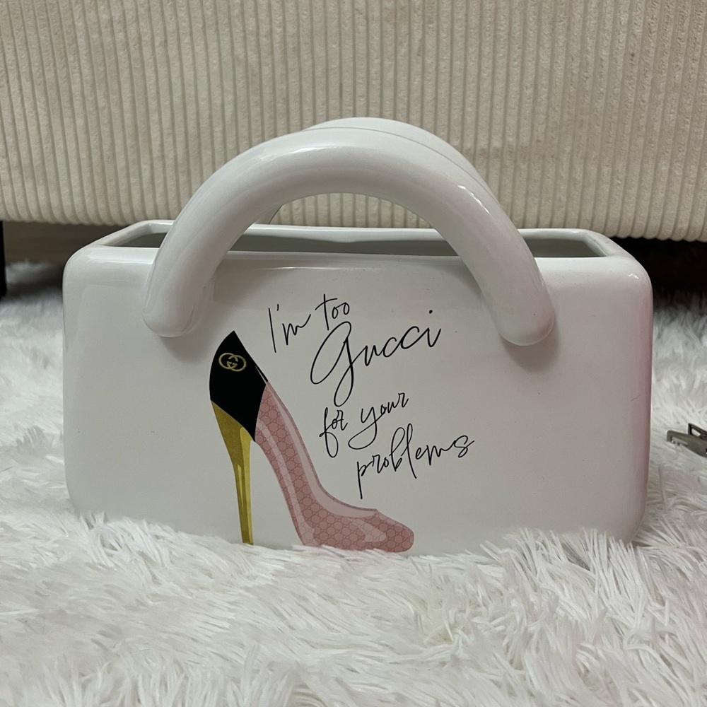 Designer white ceramic handbag vase - Picture 3 of 4